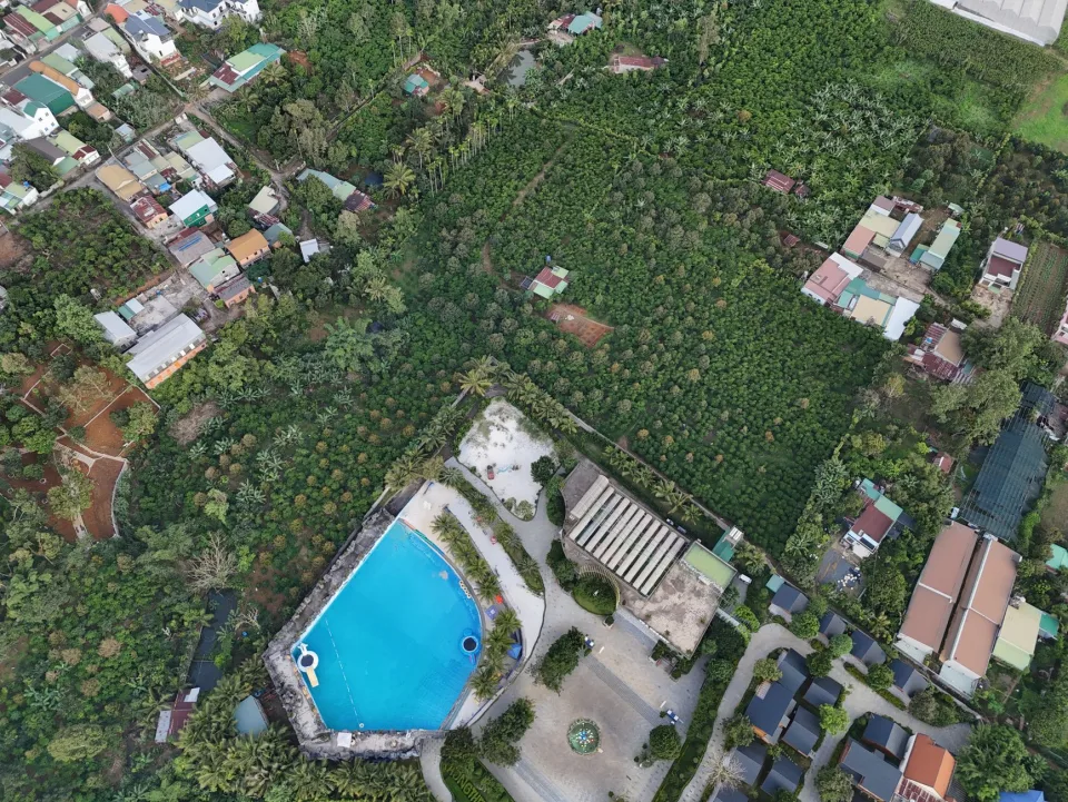 Khu bếp và phòng khách chung